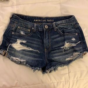American Eagle tom girl short